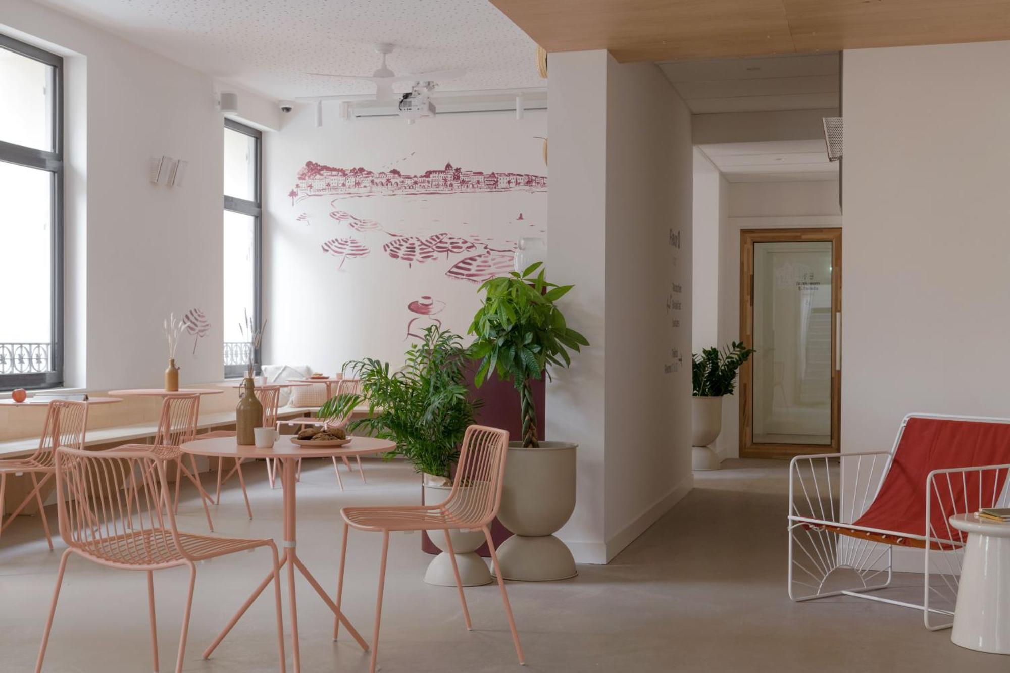 Slo Albergue Nice
